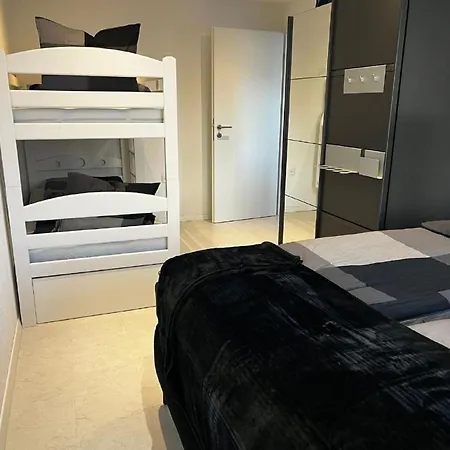 Mit Eigener Terrasse By Interhome Apartmán